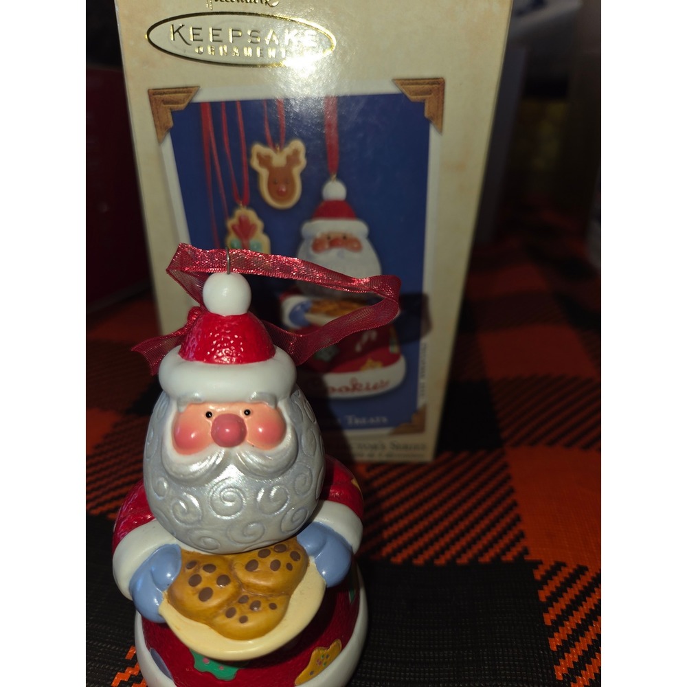Hallmark Keepsake Ornament 2003 Santa's Sweet Treats Christmas Cookies with Box